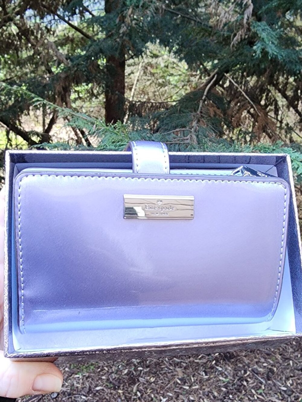 Like New + tags Kate Spade Kenzie bi-fold patent LILAC wallet